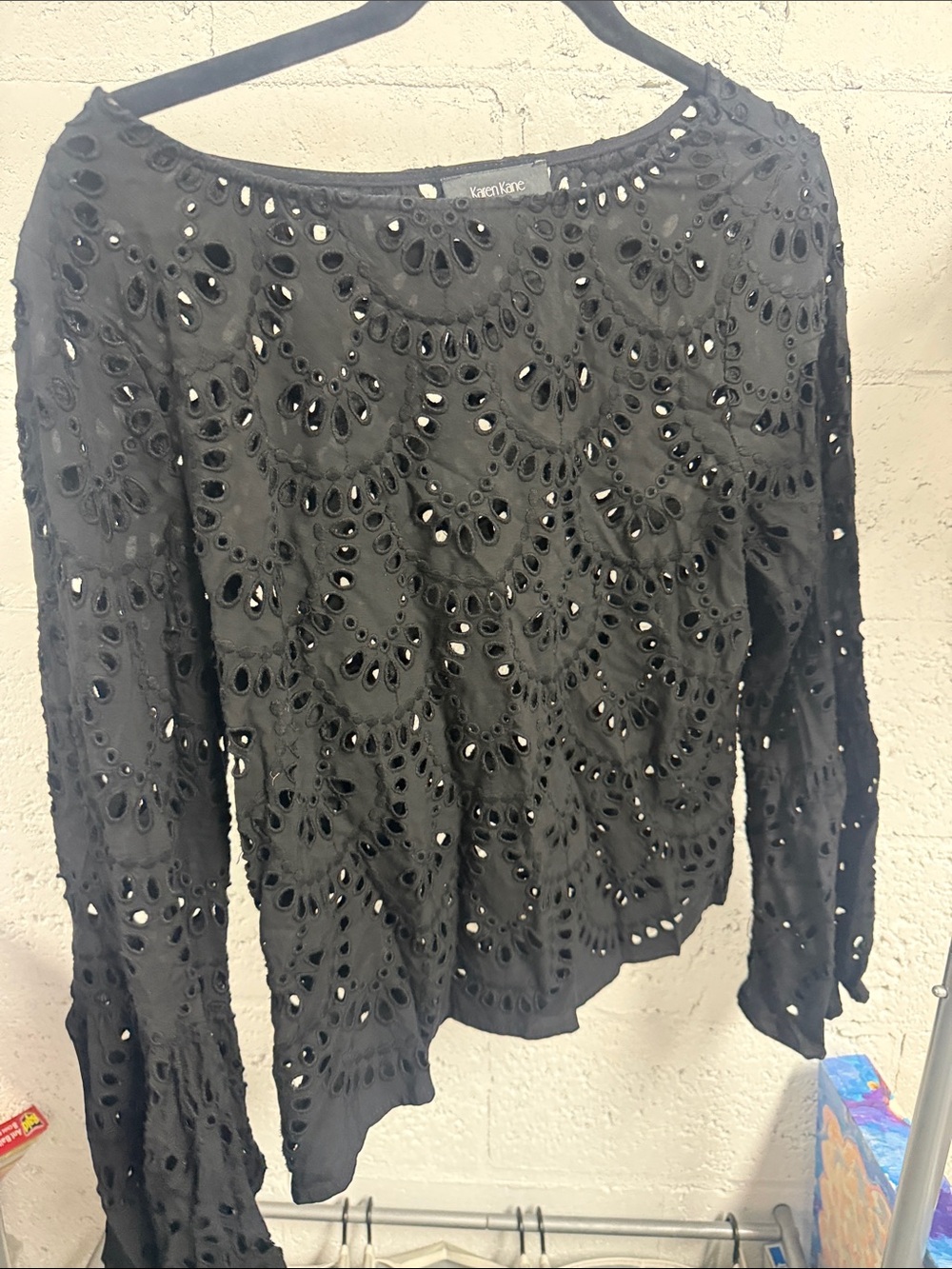 Karen Kane Black Eyelet Long Sleeve Crochet Top Size Large LIKE NEW